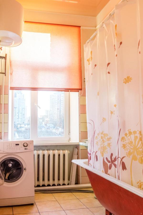 Квартира По Улице Большая Васильковская 92 Kiev Exterior foto